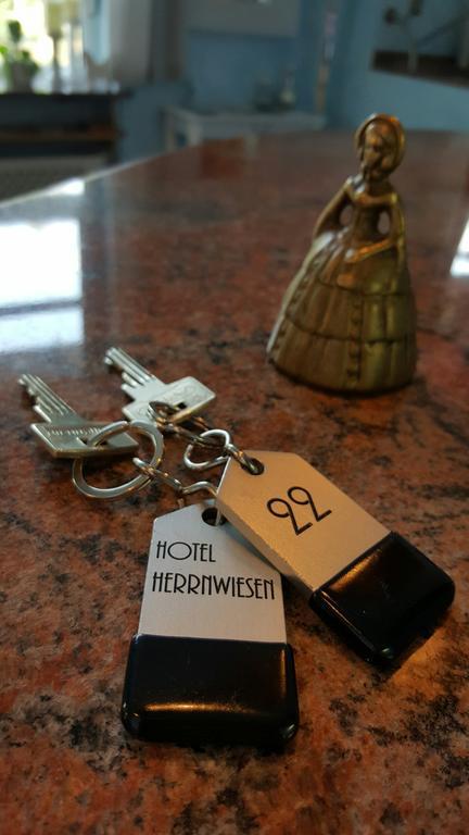 Hotel In Den Herrnwiesen Вертгейм Экстерьер фото